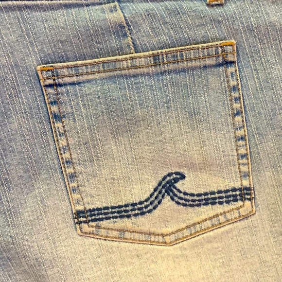 SURFER GIRL denim STRETCH Shorty Shorts 11 13 SUN BEACH WAVES Ron Jon Surf Shop - Picture 5 of 5